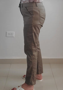 Women's Beige Capri Pants