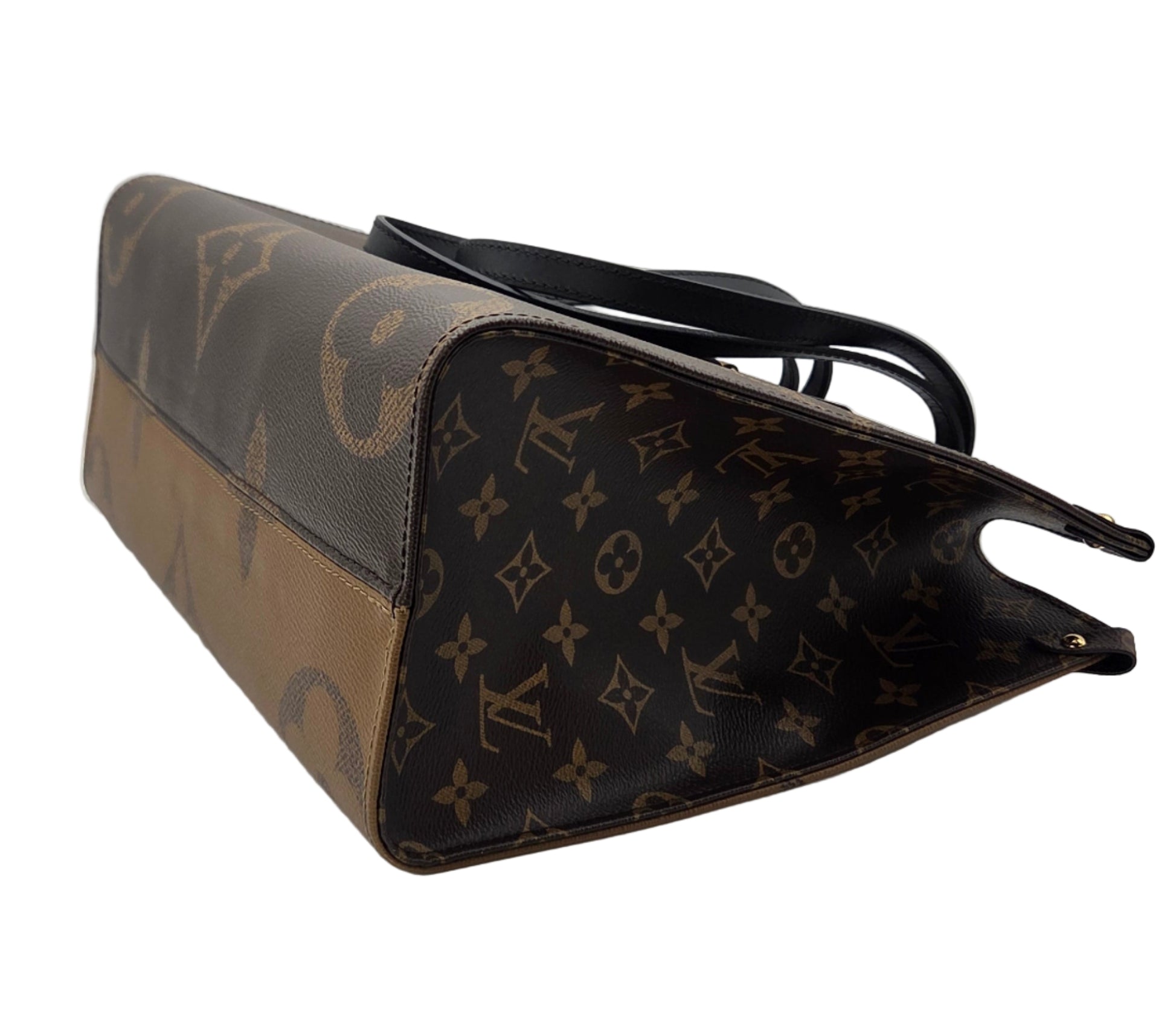 Women's On the Go MM Reverse Monogram