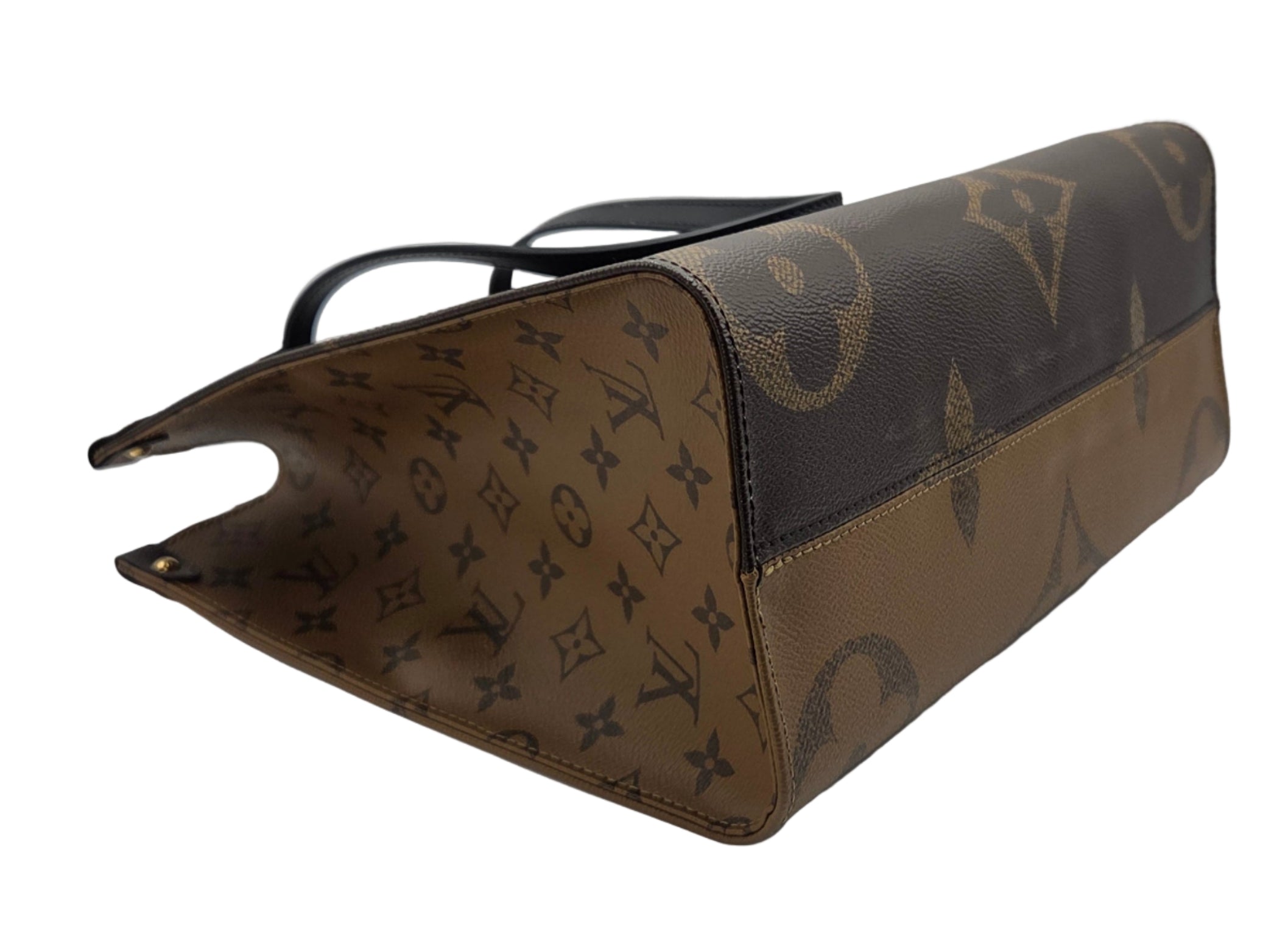 Women's On the Go MM Reverse Monogram