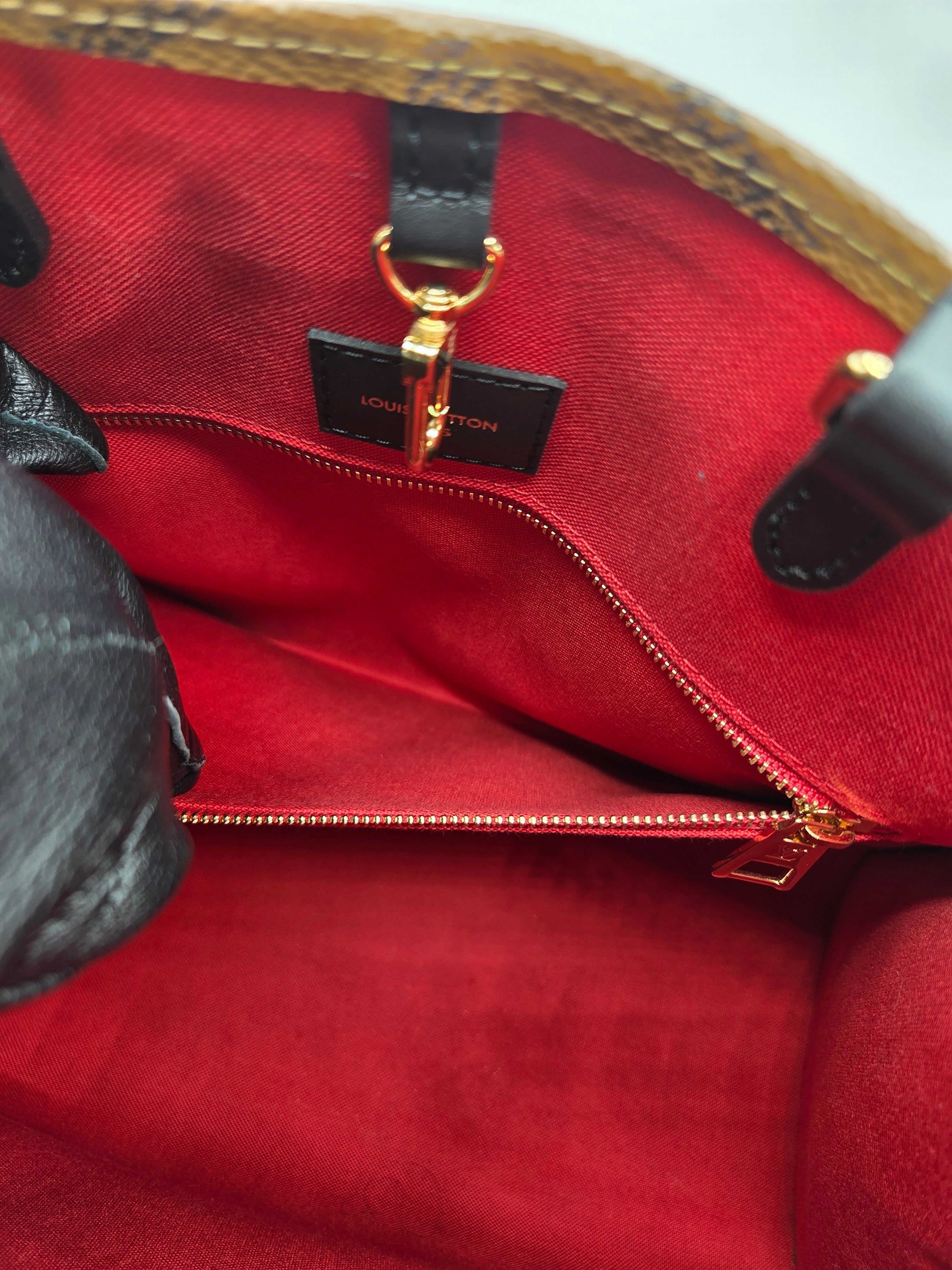 Women's On the Go MM Reverse Monogram