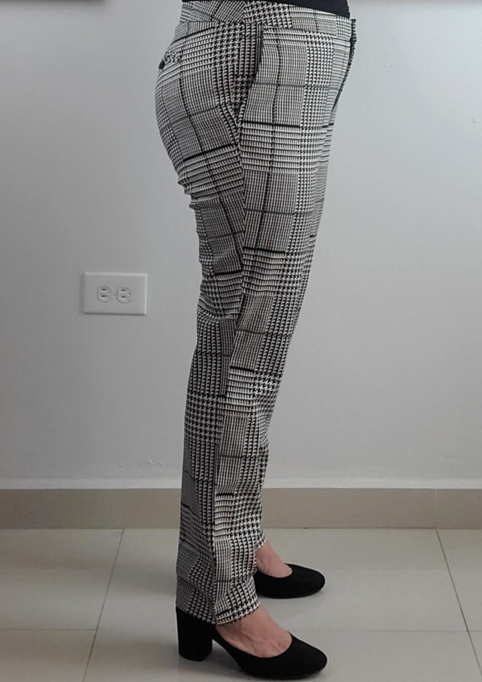 Women's Savile Row Co Black and White Casual Pants