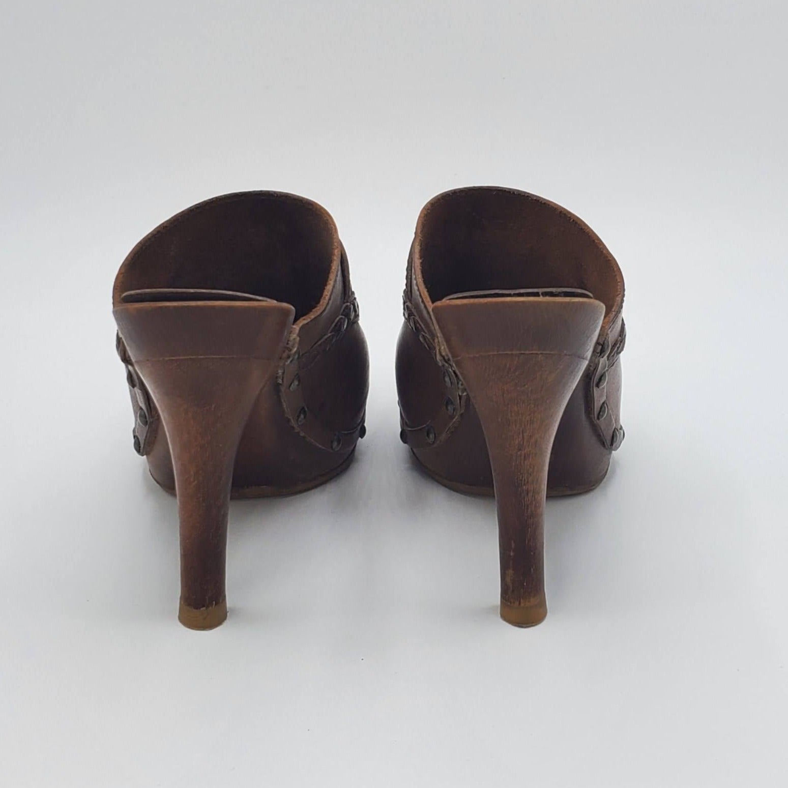 Women's Swedish leather slide on pumps with wooden heel