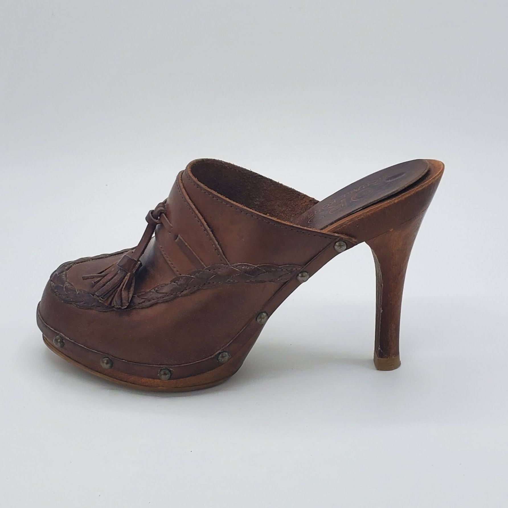 Women's Swedish leather slide on pumps with wooden heel